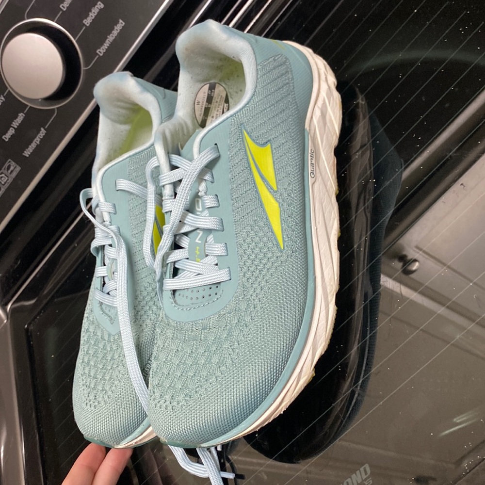 Altra quantic size 9